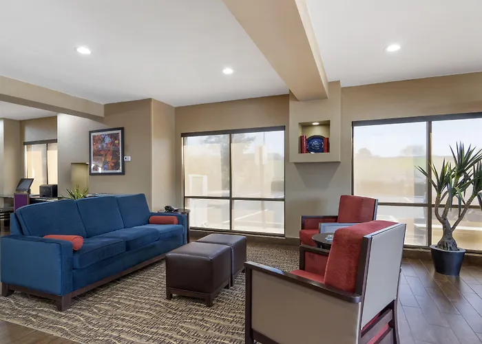 Comfort Suites Locust Grove Atlanta South